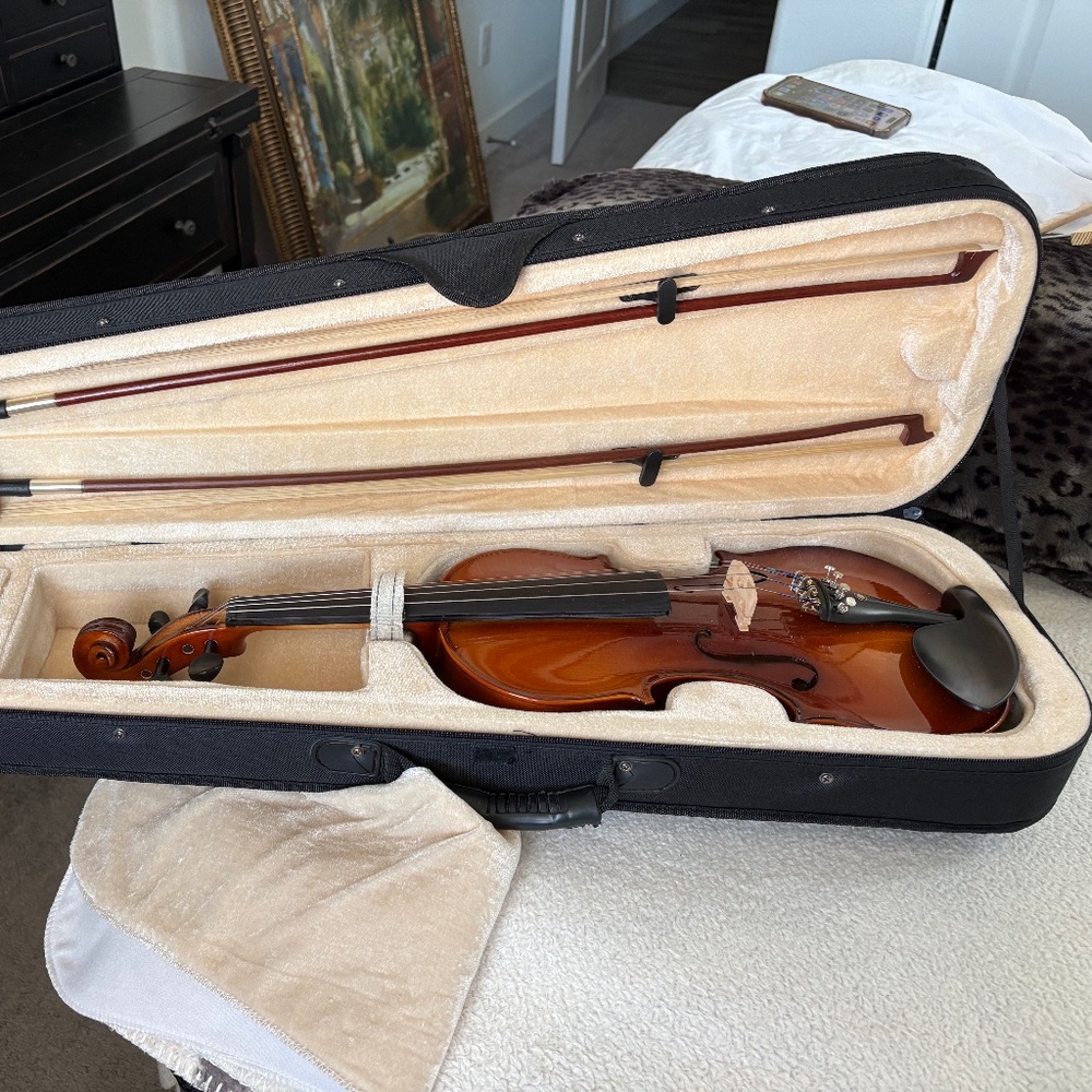 Cecilio Violin with Bow and Hard Case Full Set Excellent Condition